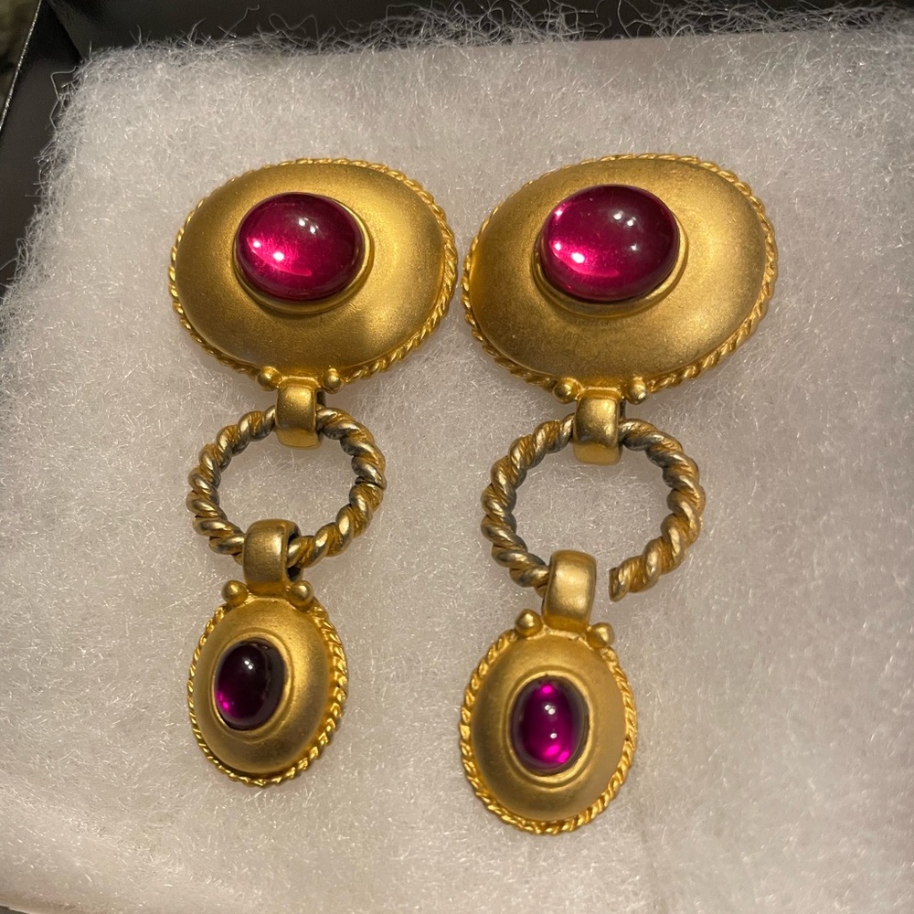 Elegant Gold and hot pink Dangle Earrings